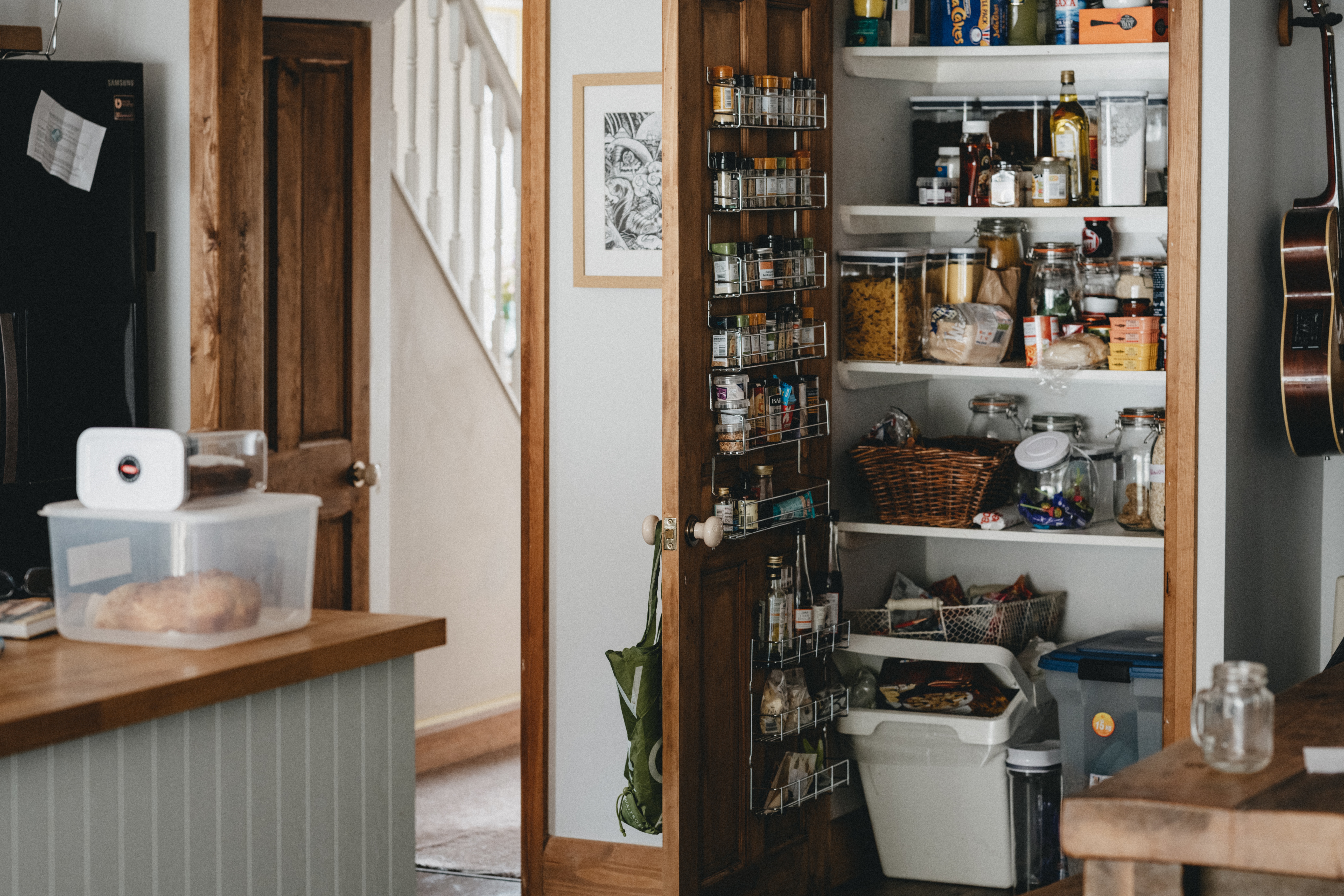 4 Powerful Household Cleaning Agents You Probably Have in Your Pantry's featured image