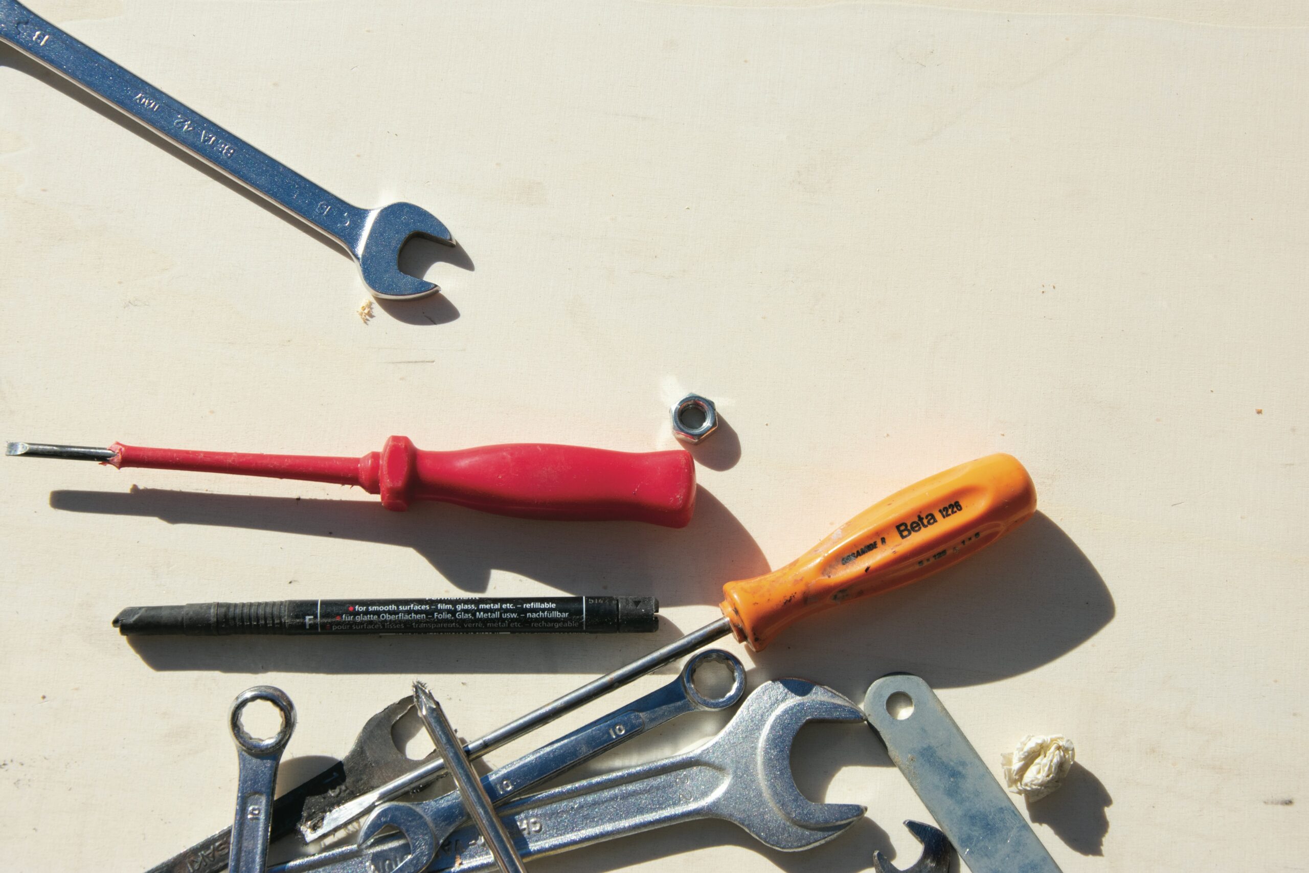 Unlock Your Inner Fixer: The Essential Mini Screwdriver for Everyday Repairs's featured image