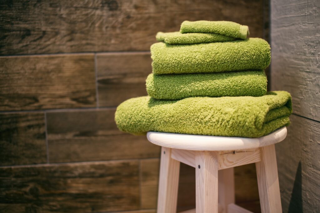 How Many Towels Does a Household Need?
