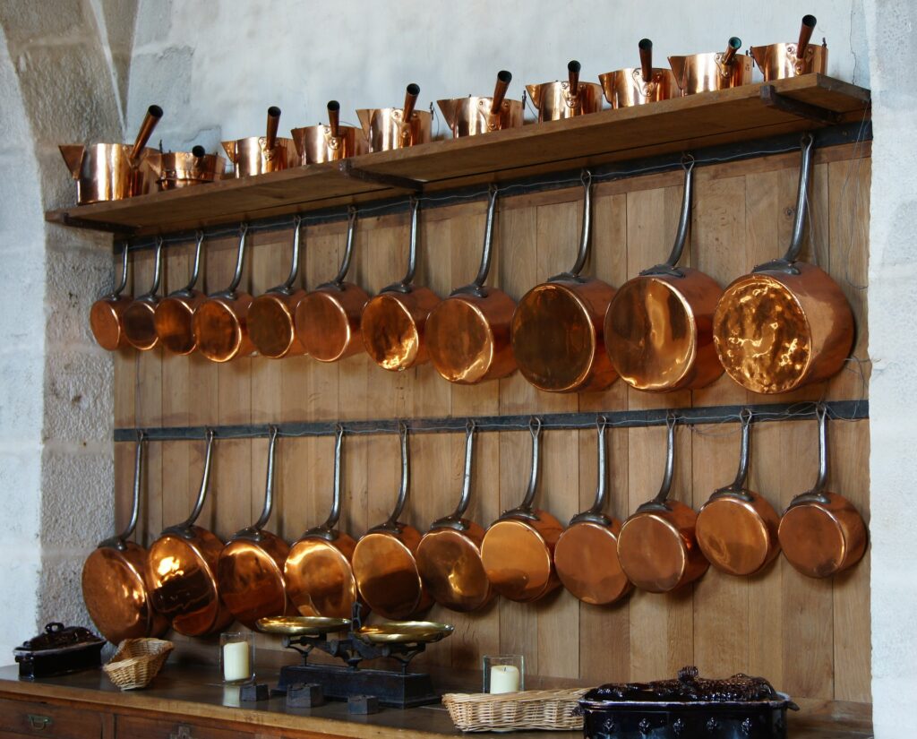 3 Ideas for Storing Pots and Pans More Effectively