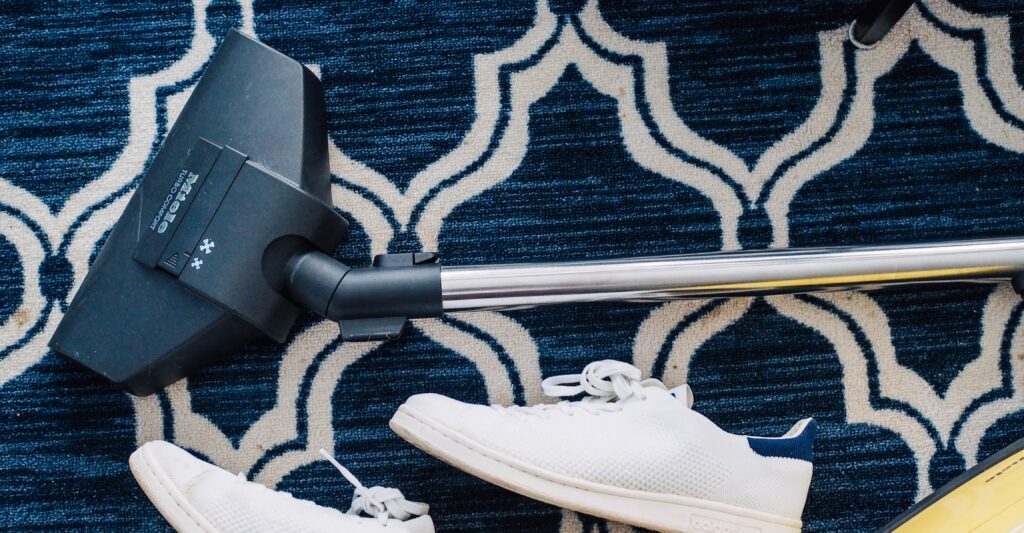 4 Simple Steps to Rid your Carpet of Salt Stains