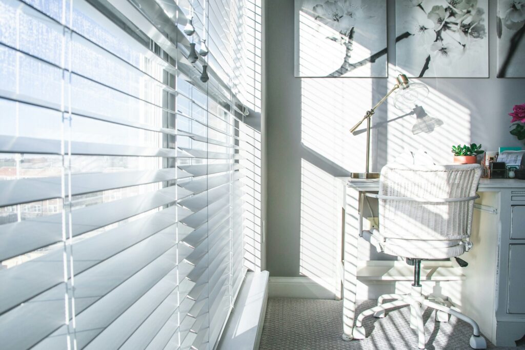 Your Step-by-Step Manual for Perfectly Clean Blinds