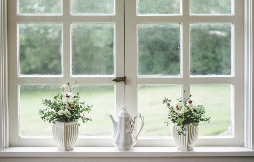 Indoor and Outdoor Homemade Window Cleaning Solution